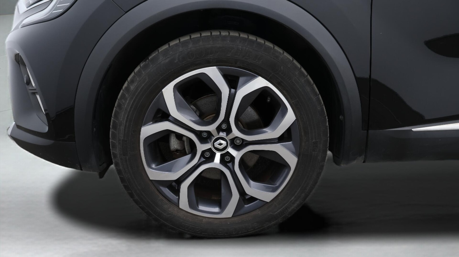 Used Renault Captur 2023 for sale - 76632882: Photo 19