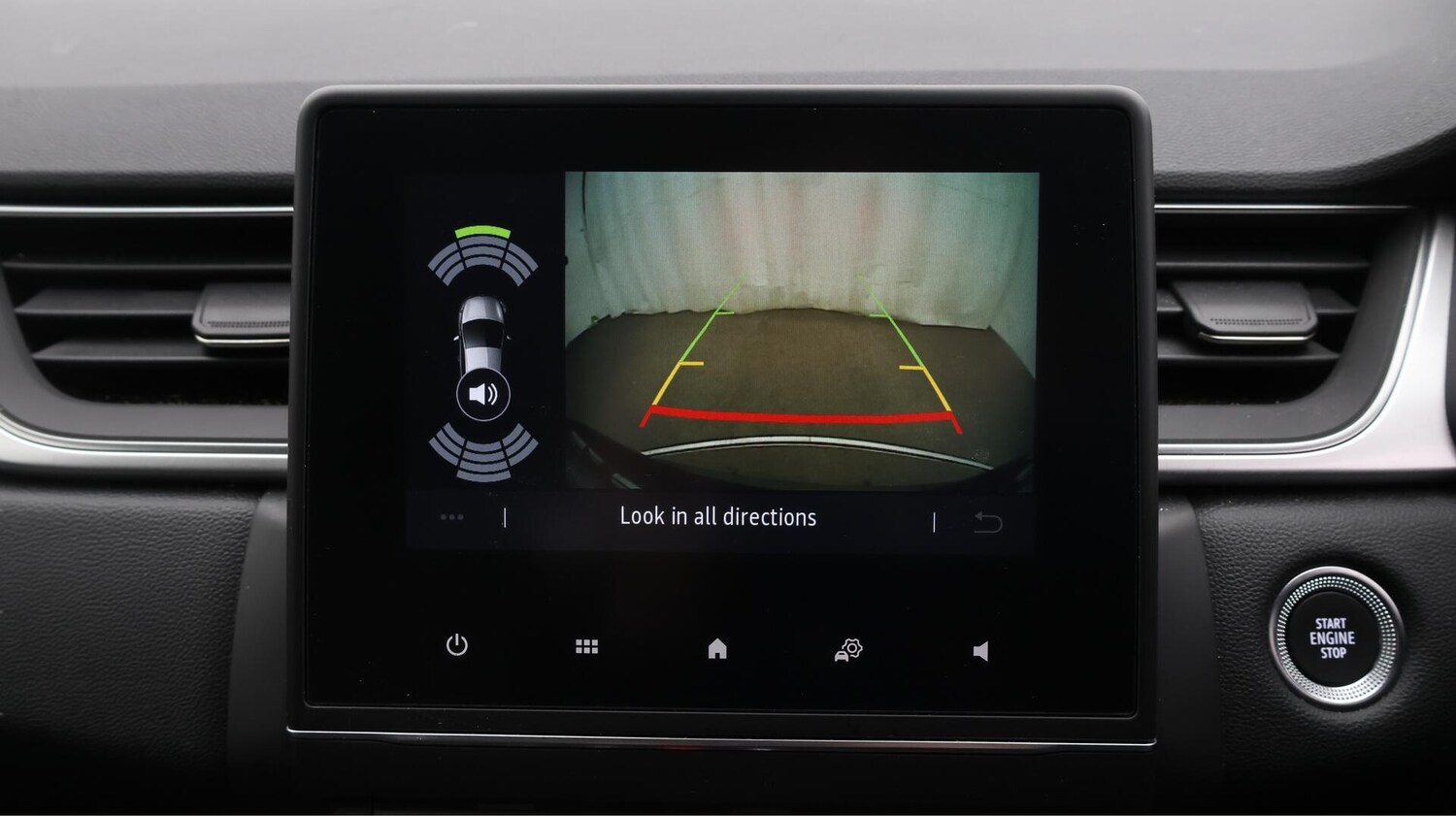 Used Renault Captur 2023 for sale - 76632882: Photo 25