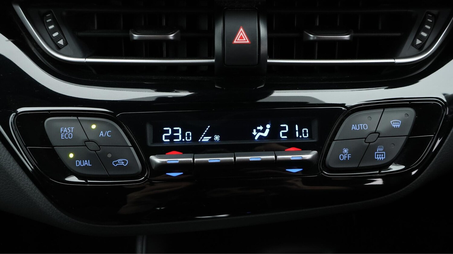 Used Toyota C-HR 2021 for sale - 76348847: Photo 13