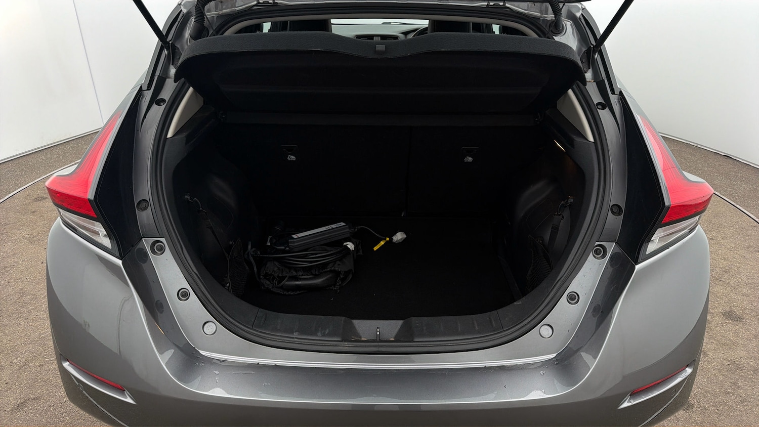 Used Nissan Leaf 2021 for sale - 78053084: Photo 16