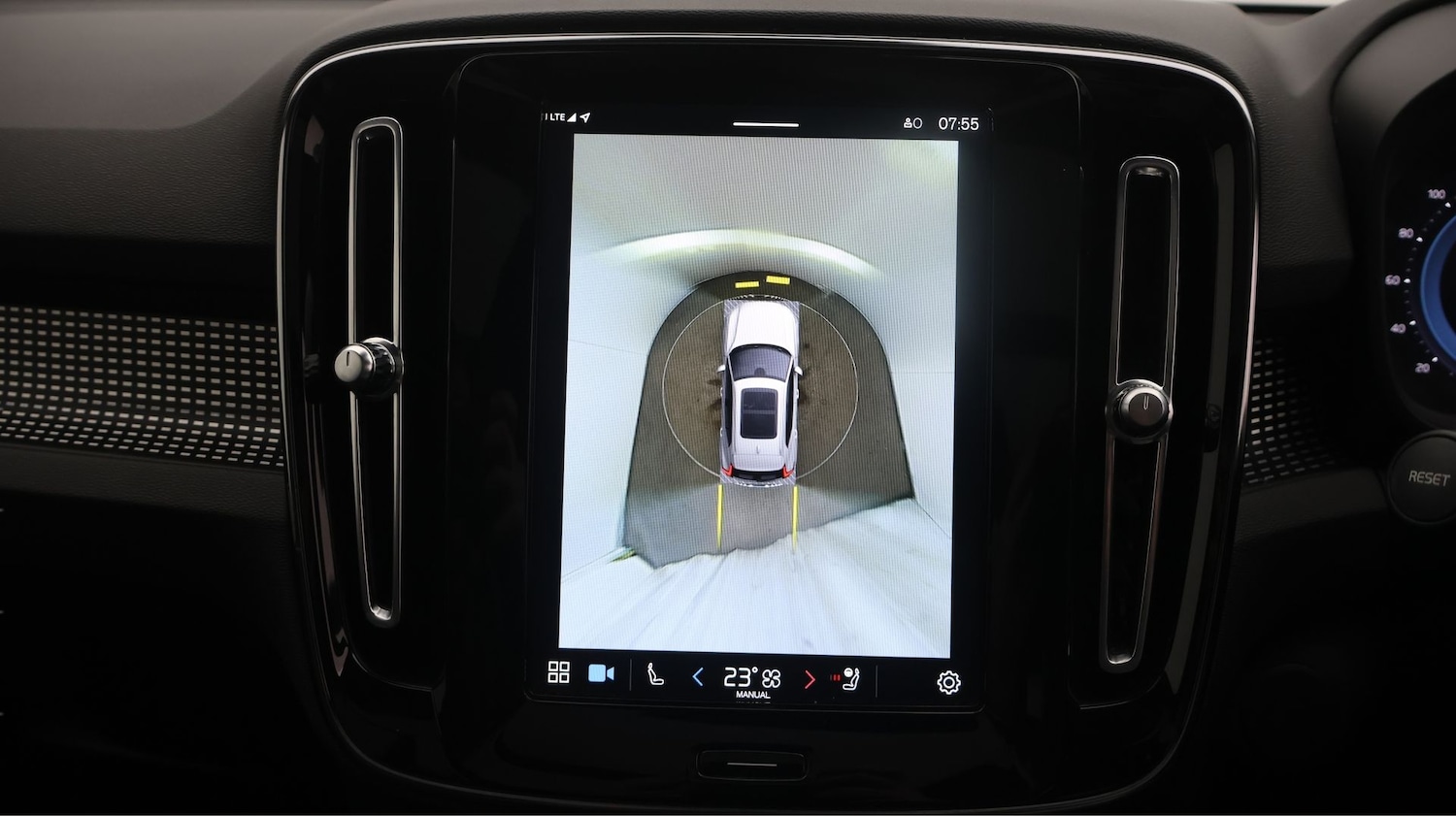 Used Volvo XC40 2021 for sale - 77833991: Photo 27