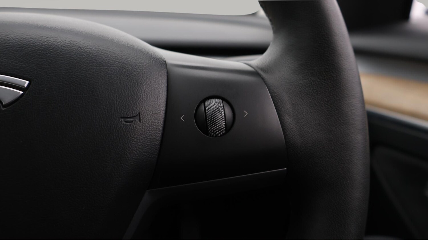 Used Tesla Model 3 for sale - 77749610: Photo 24