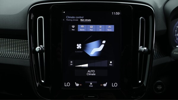 Used Volvo XC40 2019 for sale - 75756846: Photo 17