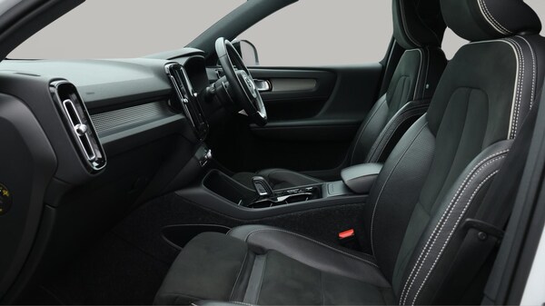 Used Volvo XC40 2019 for sale - 75756846: Photo 21