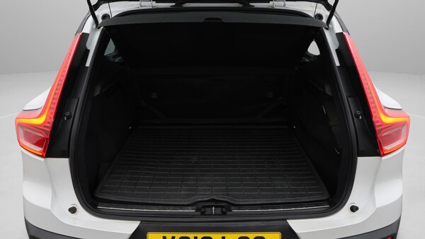 Used Volvo XC40 2019 for sale - 75756846: Photo 27