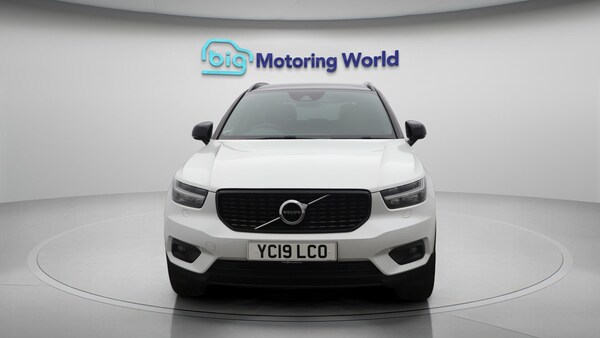 Used Volvo XC40 2019 for sale - 75756846: Photo 3
