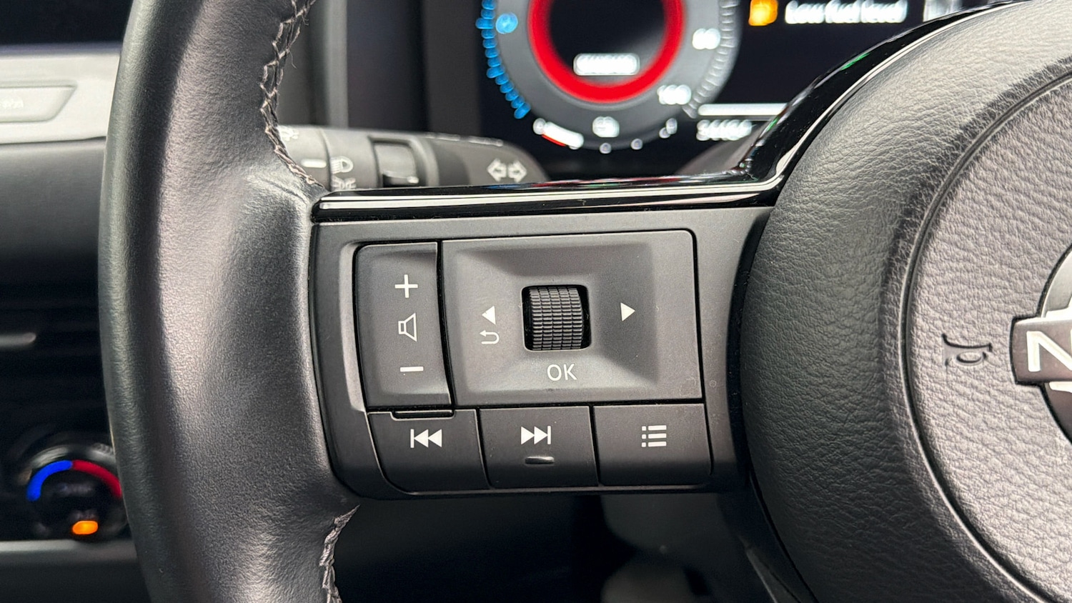 Used Nissan Qashqai 2023 for sale - 78123818: Photo 23