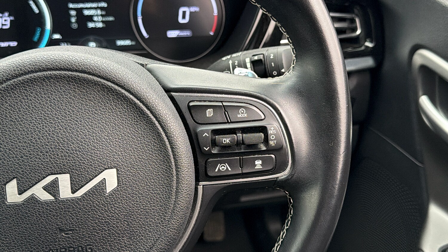 Used Kia Niro 2022 for sale - 77759232: Photo 24