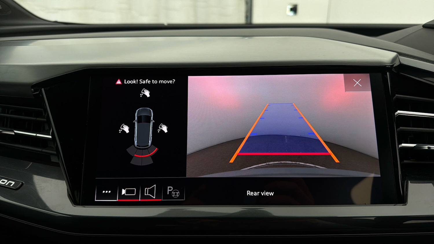 Used Audi Q4 e-tron 2022 for sale - 78123834: Photo 26