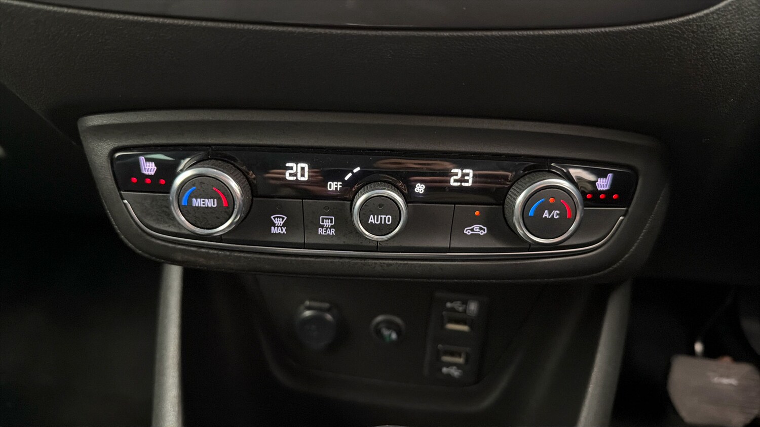 Used Vauxhall Crossland 2022 for sale - 78176315: Photo 11