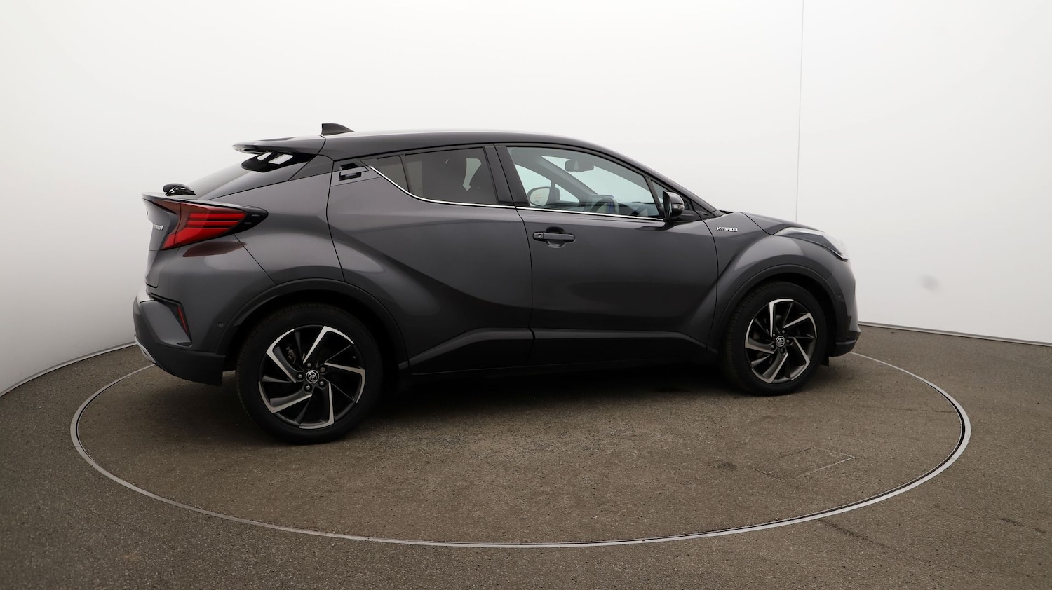Used Toyota C-HR 2020 for sale - 76808885: Photo 44