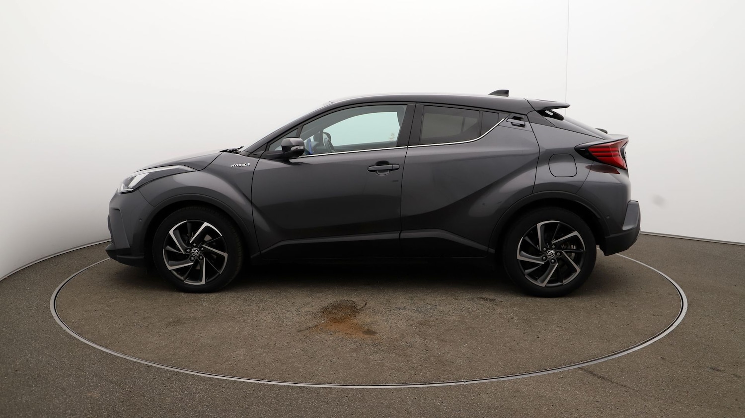 Used Toyota C-HR 2020 for sale - 76808885: Photo 57