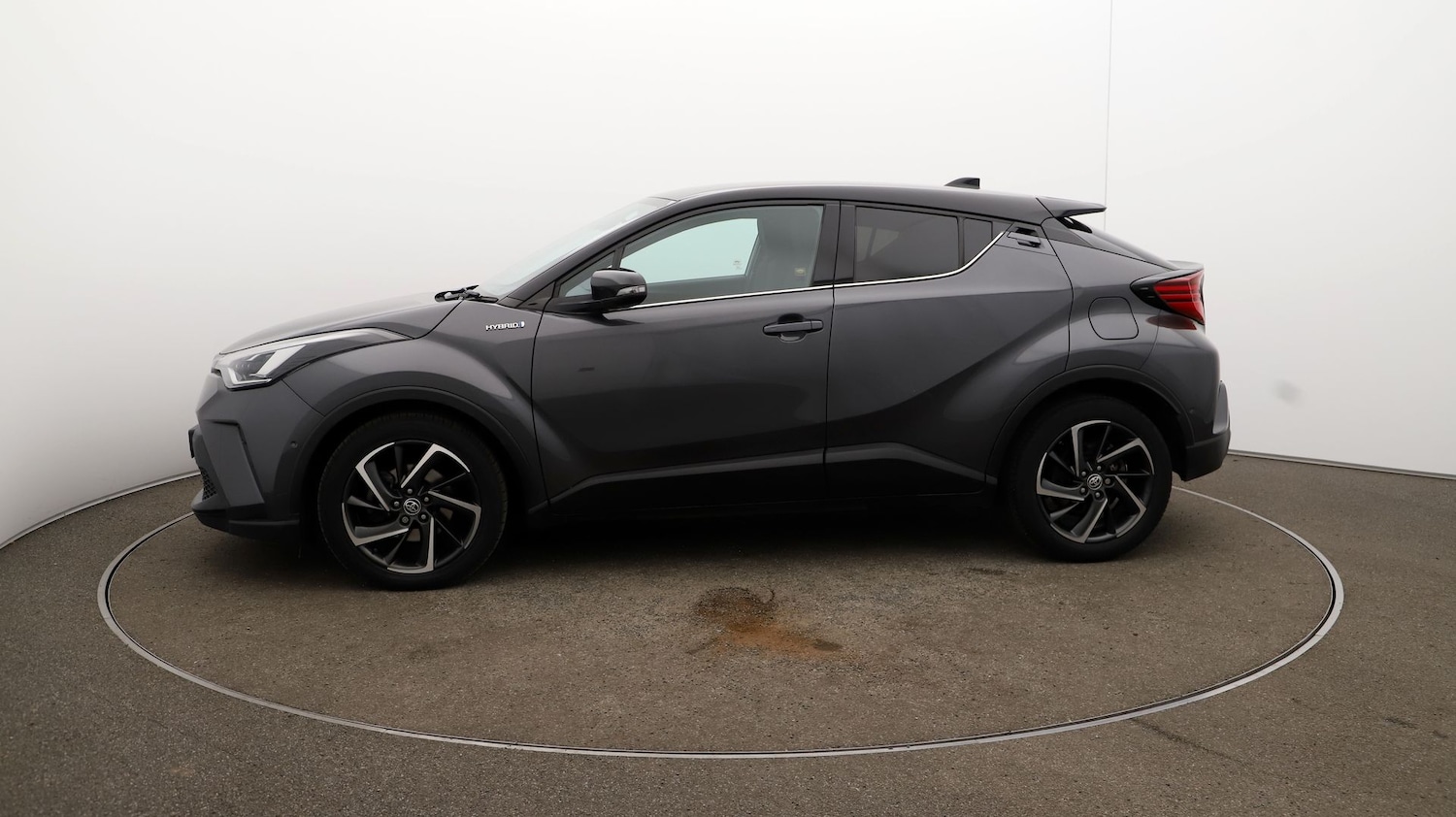 Used Toyota C-HR 2020 for sale - 76808885: Photo 58