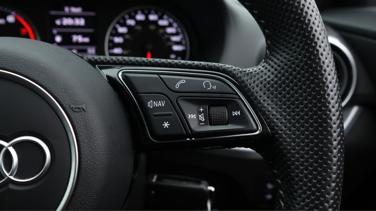 Used Audi Q2 2020 for sale - 76538275: Photo 25