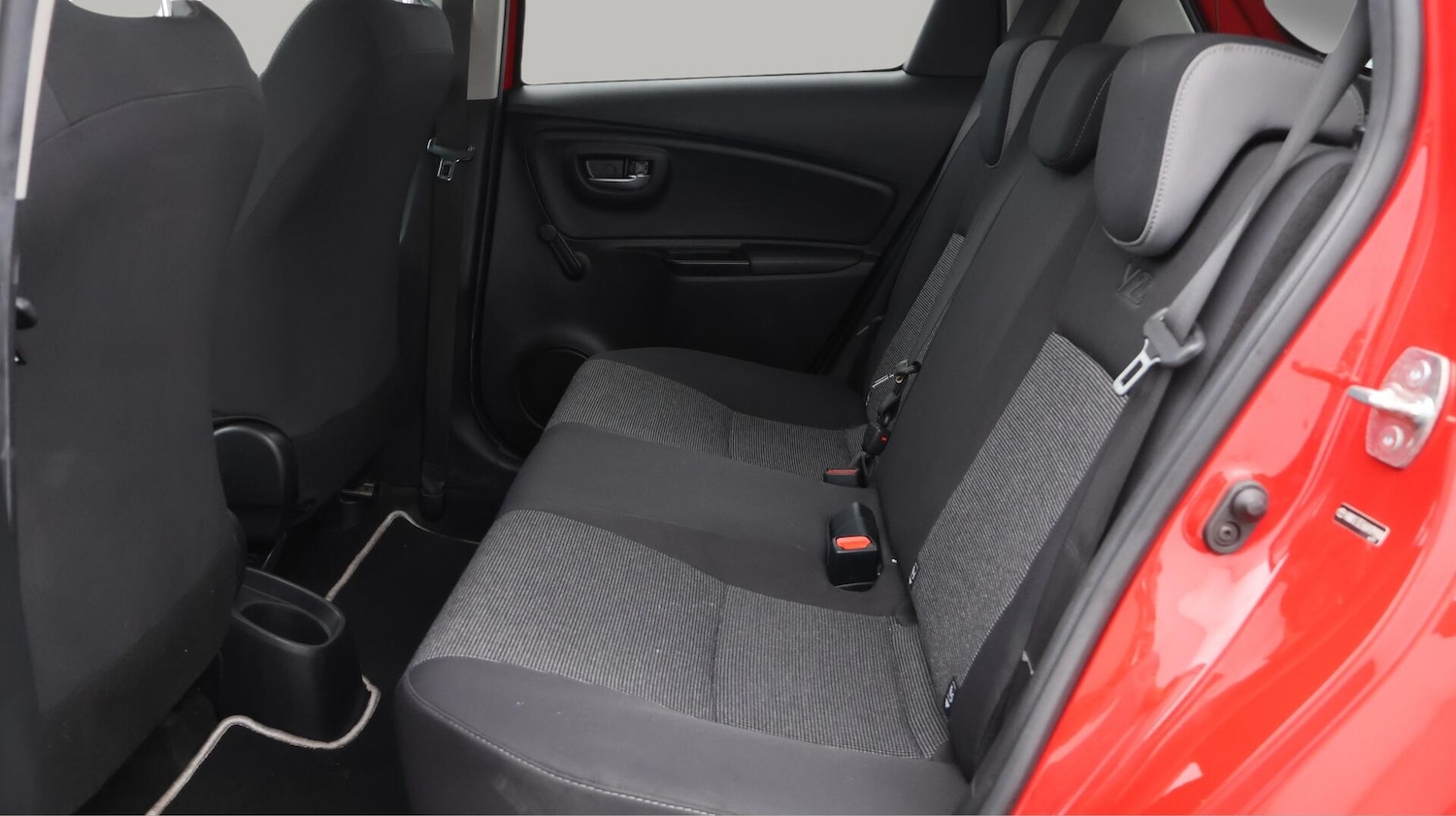Used Toyota Yaris 2020 for sale - 76013147: Photo 17