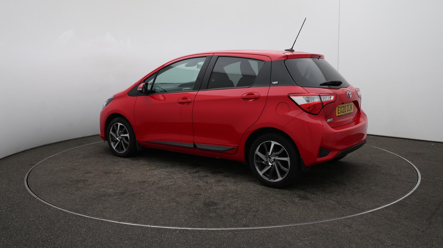 Used Toyota Yaris 2020 for sale - 76013147: Photo 35