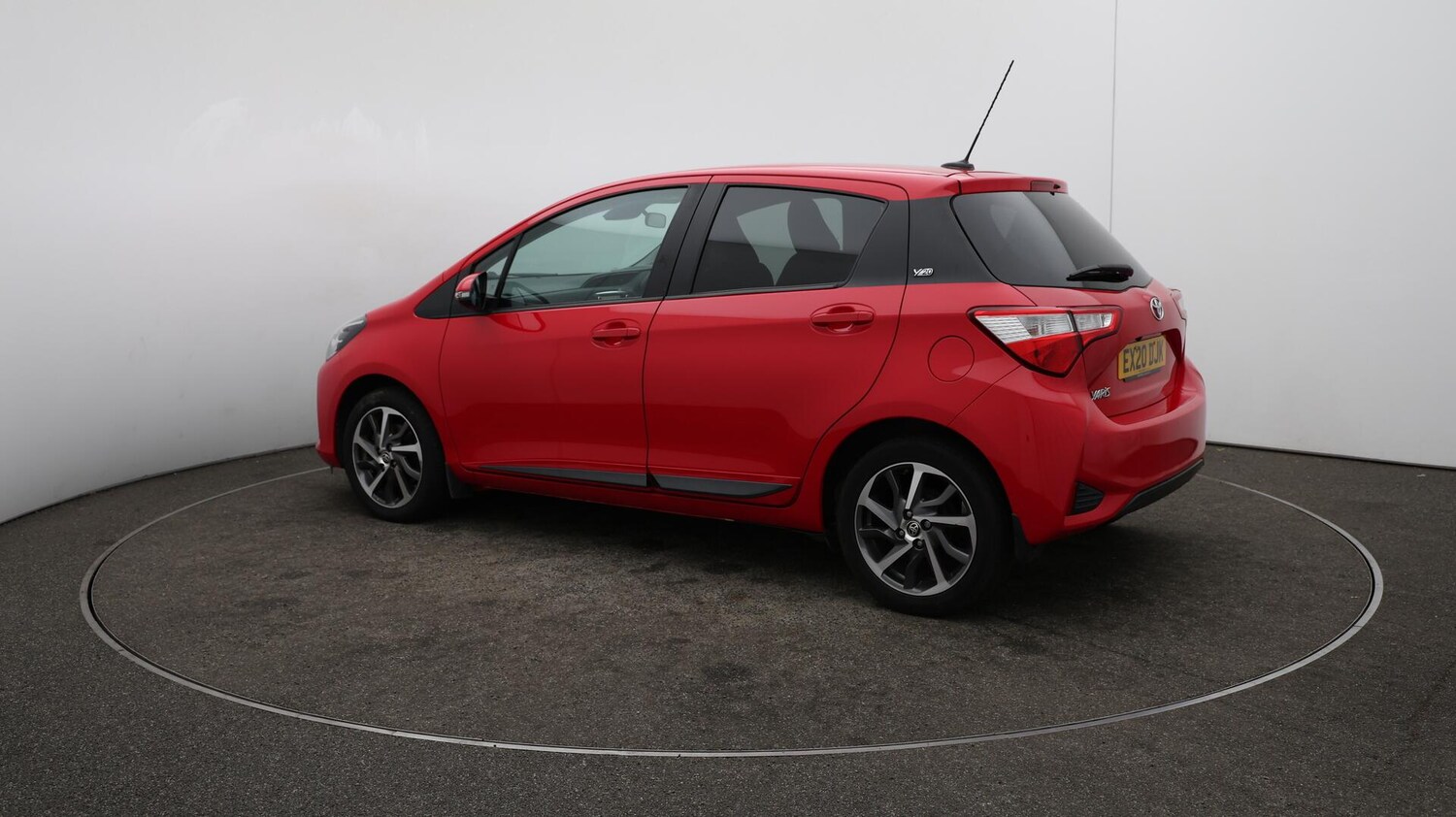 Used Toyota Yaris 2020 for sale - 76013147: Photo 36