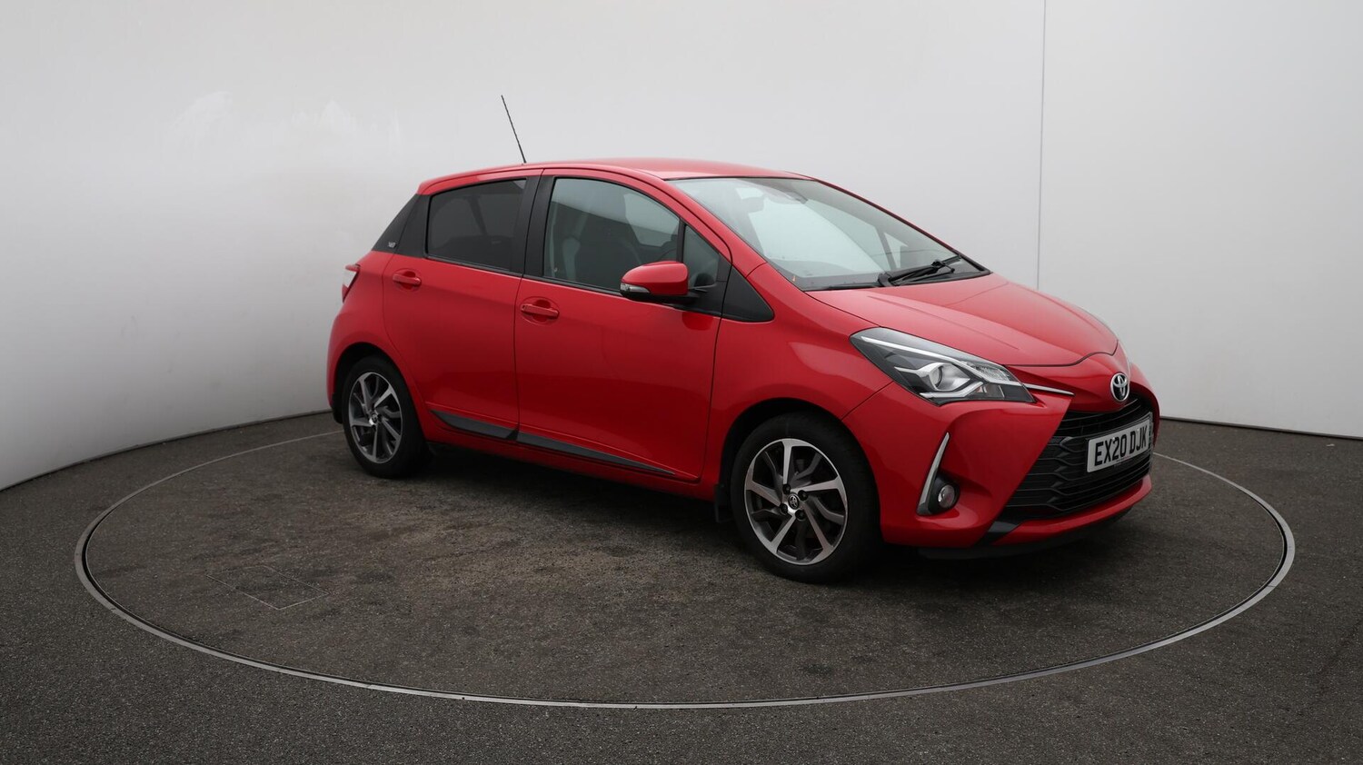 Used Toyota Yaris 2020 for sale - 76013147: Photo 44