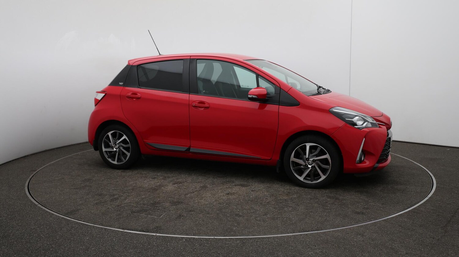 Used Toyota Yaris 2020 for sale - 76013147: Photo 46