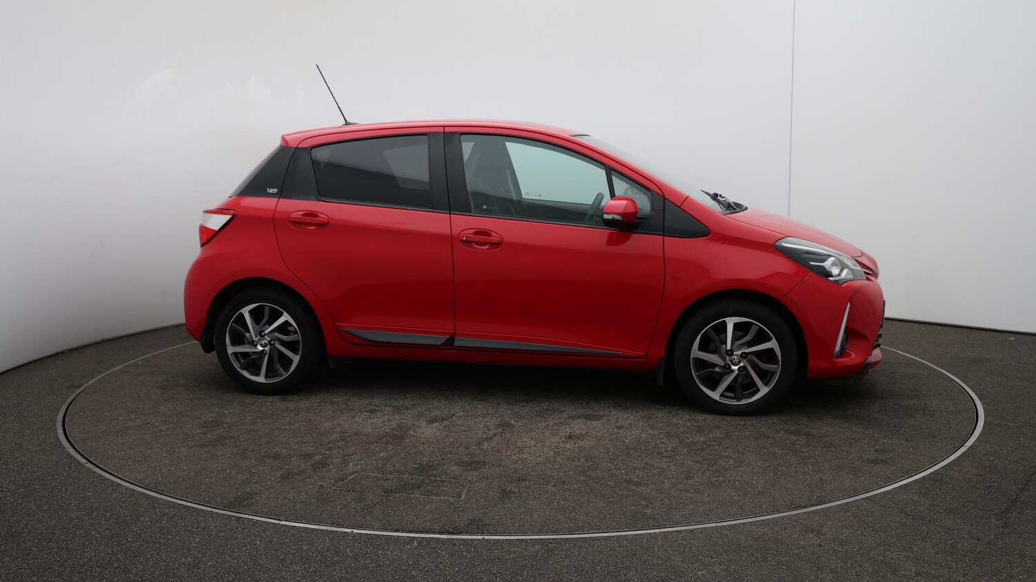 Used Toyota Yaris 2020 for sale - 76013147: Photo 48