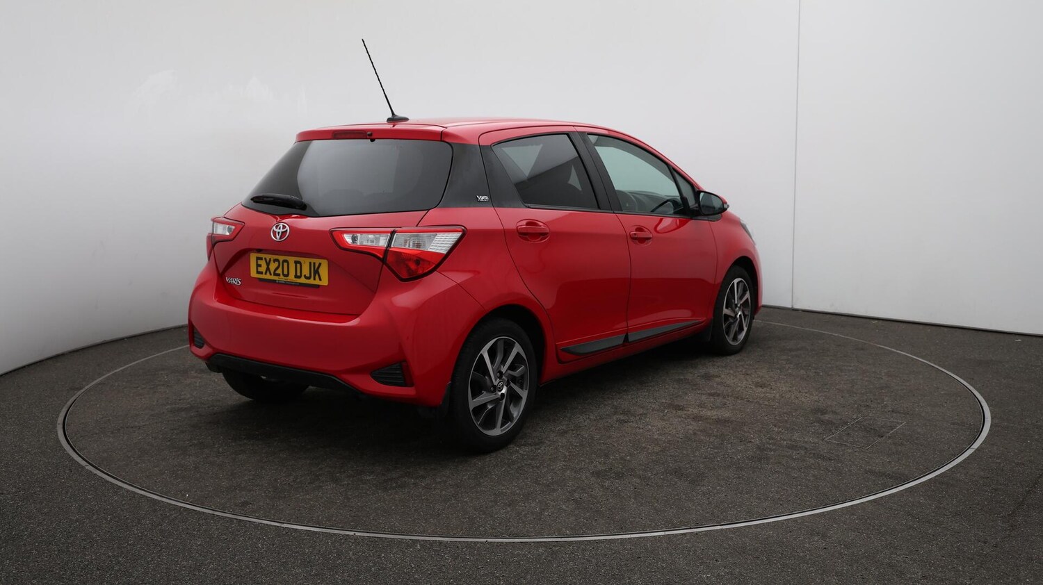 Used Toyota Yaris 2020 for sale - 76013147: Photo 54