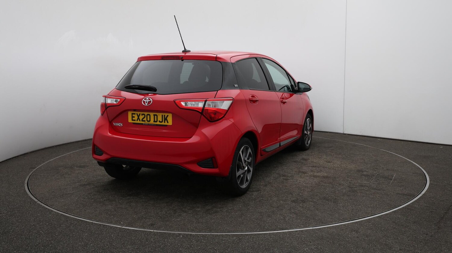 Used Toyota Yaris 2020 for sale - 76013147: Photo 55