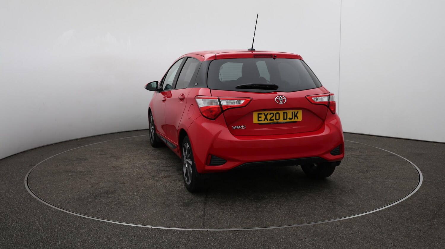 Used Toyota Yaris 2020 for sale - 76013147: Photo 60