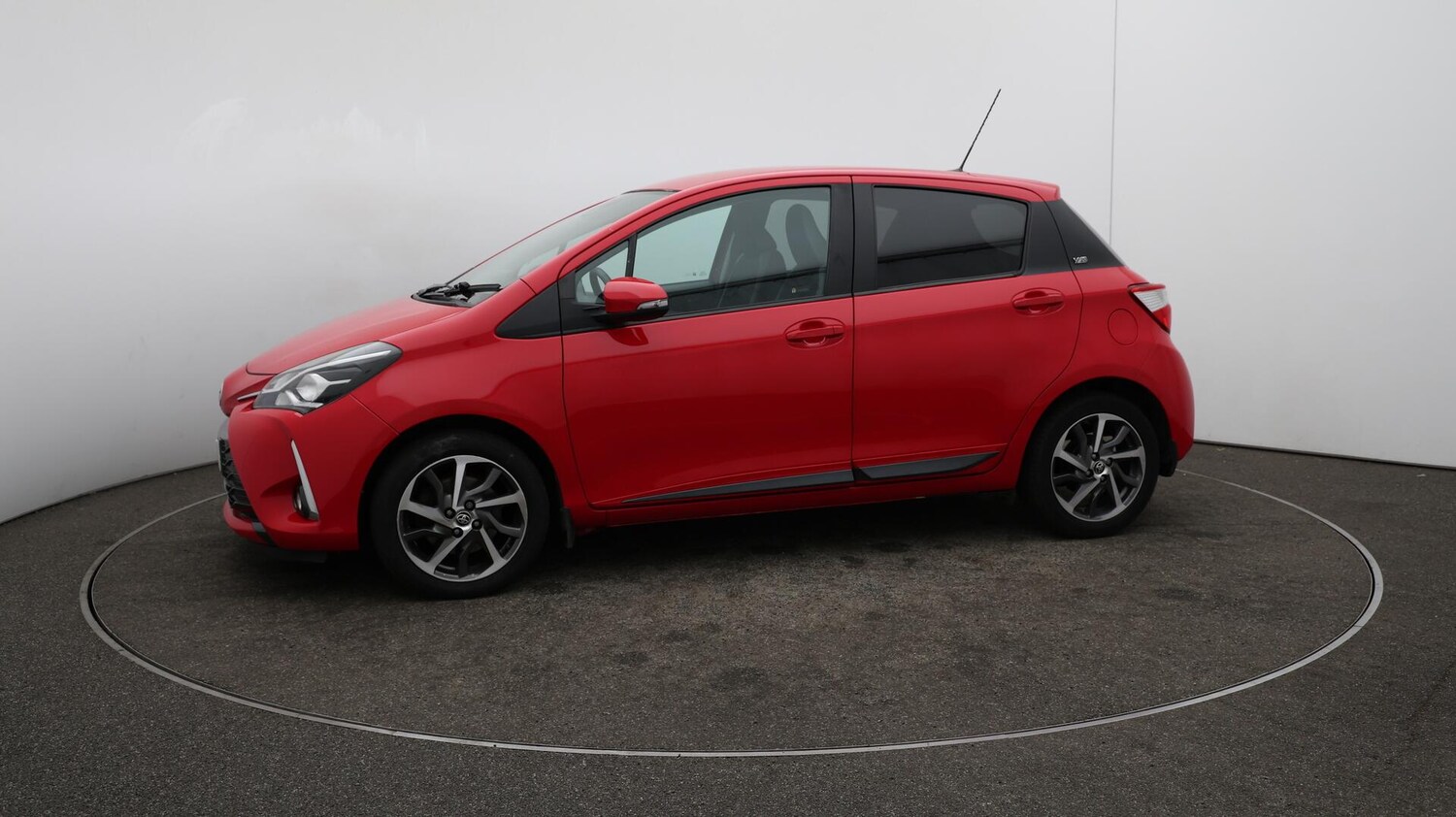 Used Toyota Yaris 2020 for sale - 76013147: Photo 66