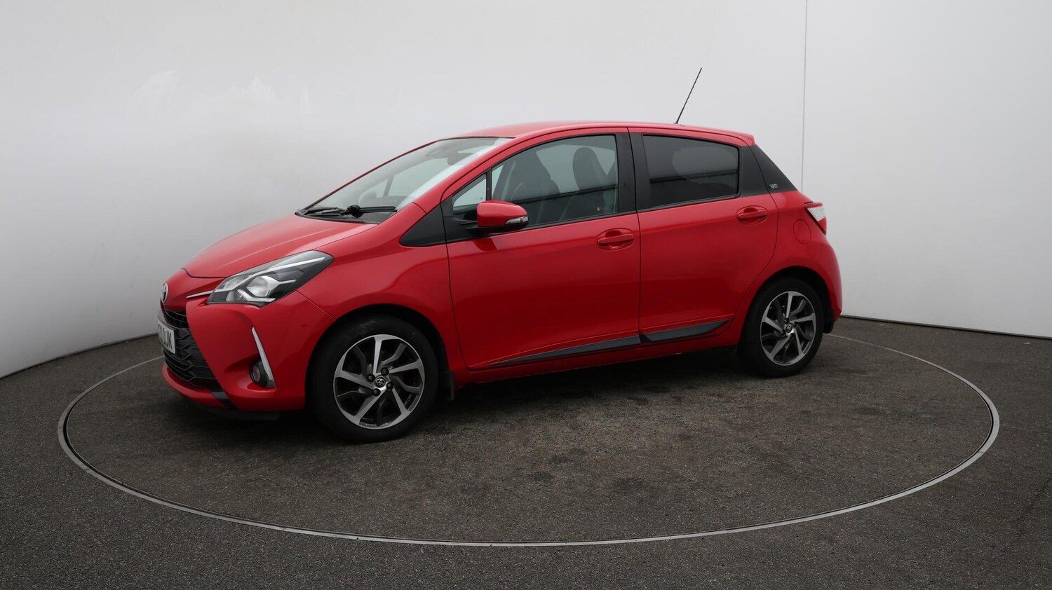 Used Toyota Yaris 2020 for sale - 76013147: Photo 67