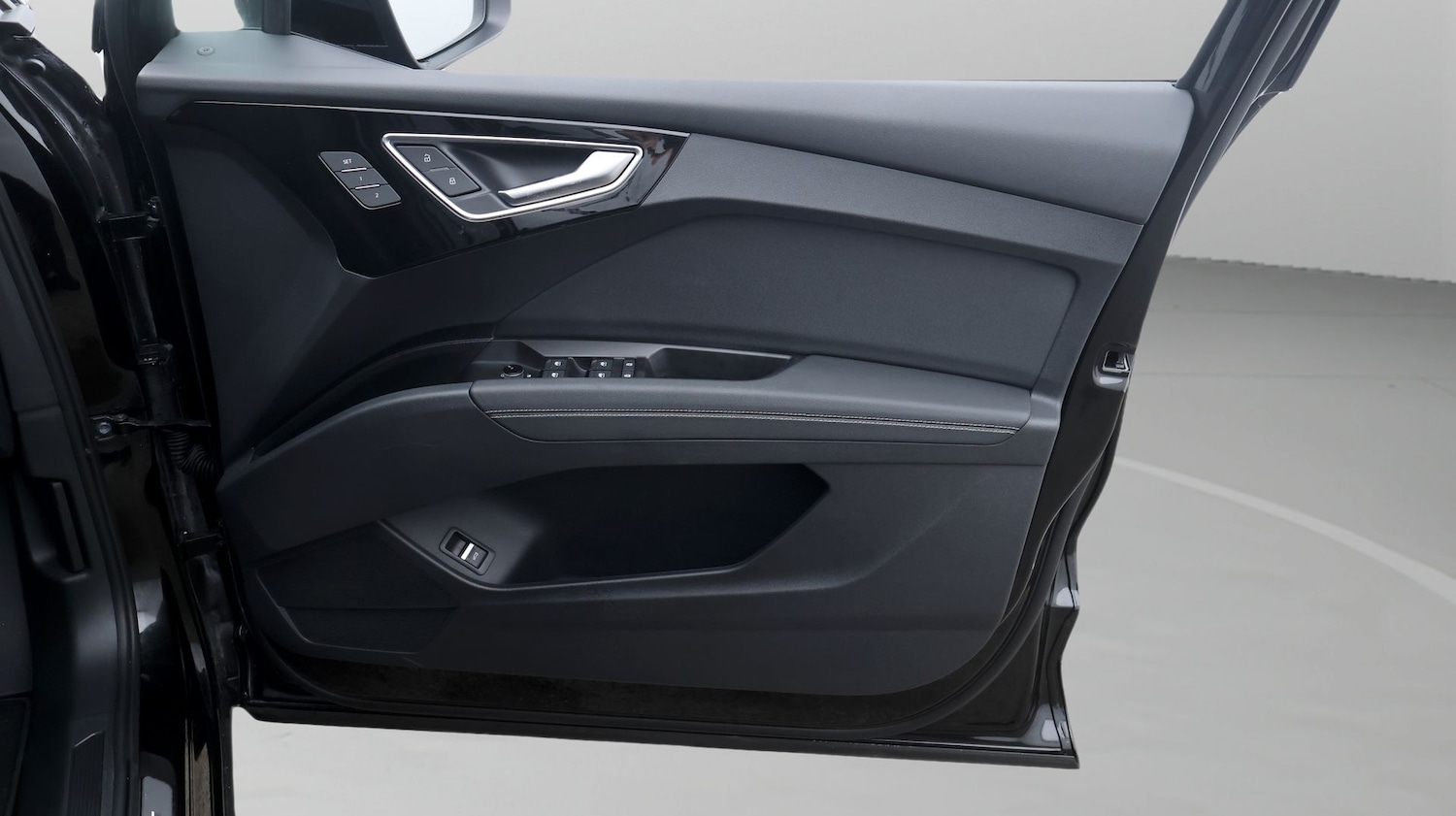 Used Audi Q4 e-tron 2024 for sale - 77382850: Photo 15