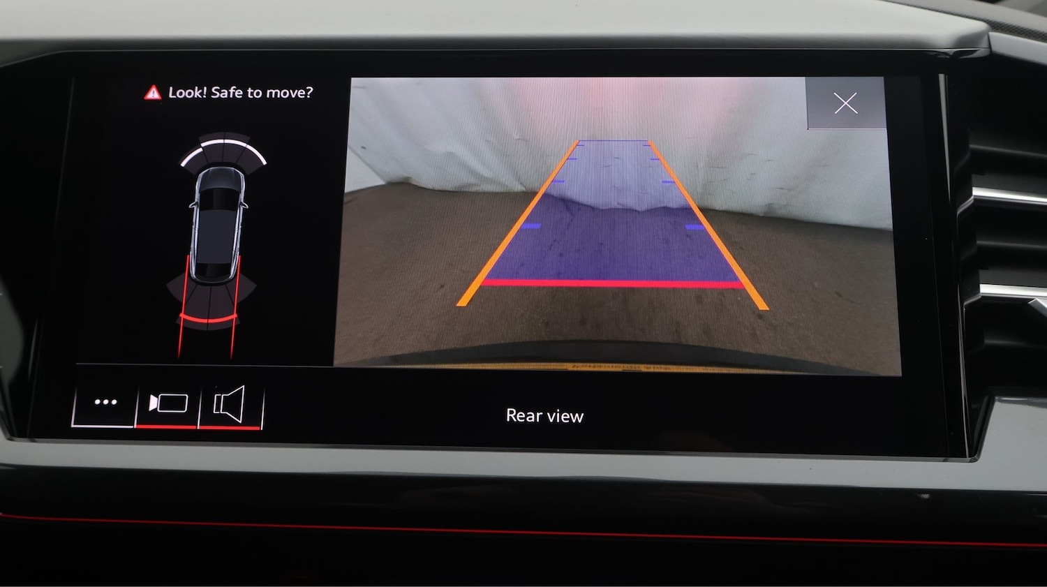 Used Audi Q4 e-tron 2024 for sale - 77382850: Photo 26