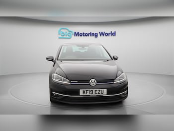 Used Volkswagen Golf 2019 for sale - 75551695: Photo