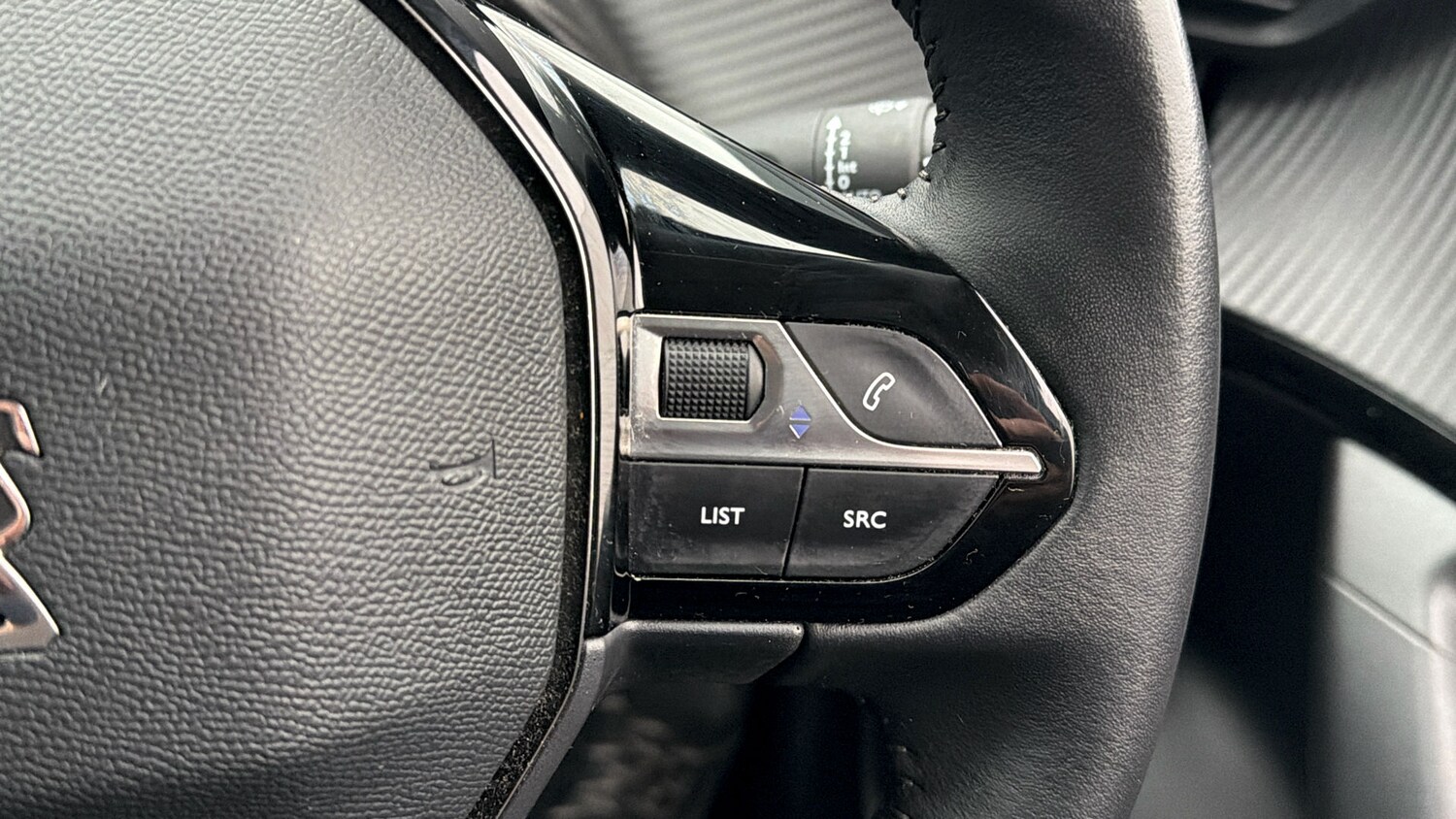 Used Peugeot 2008 2022 for sale - 78162309: Photo 23