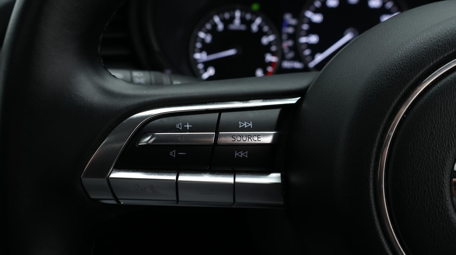 Used Mazda CX-30 2023 for sale - 76584203: Photo 25