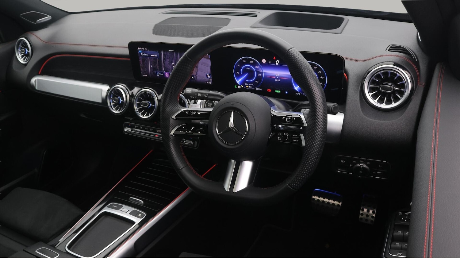 Used Mercedes-Benz EQB 2024 for sale - 76714608: Photo 10