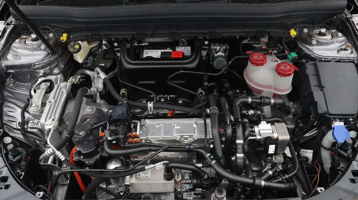 Used Mercedes-Benz EQB 2024 for sale - 76714608: Photo 20