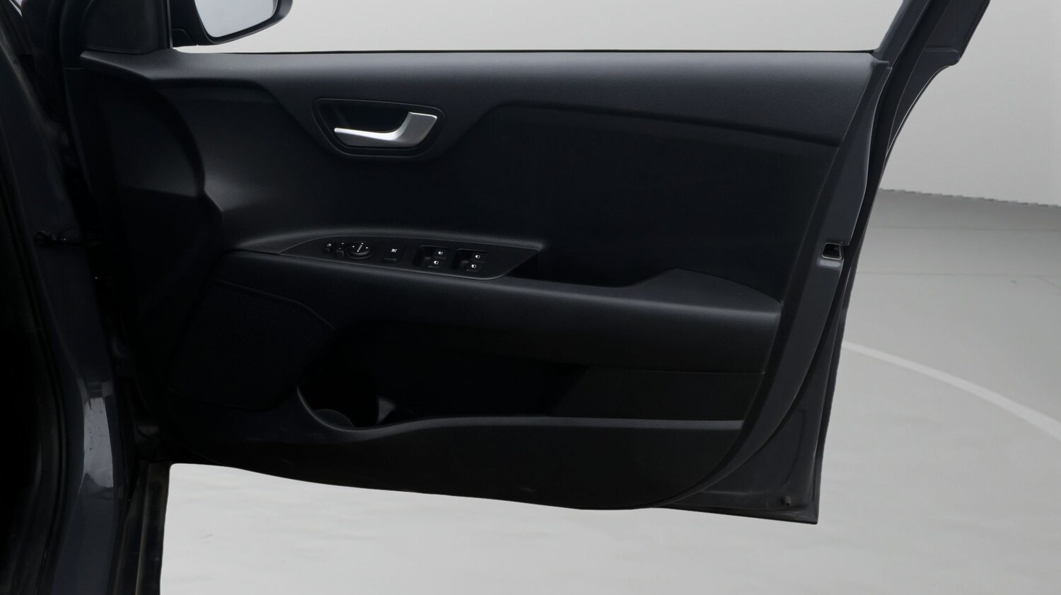 Used Kia Stonic 2022 for sale - 77747543: Photo 15