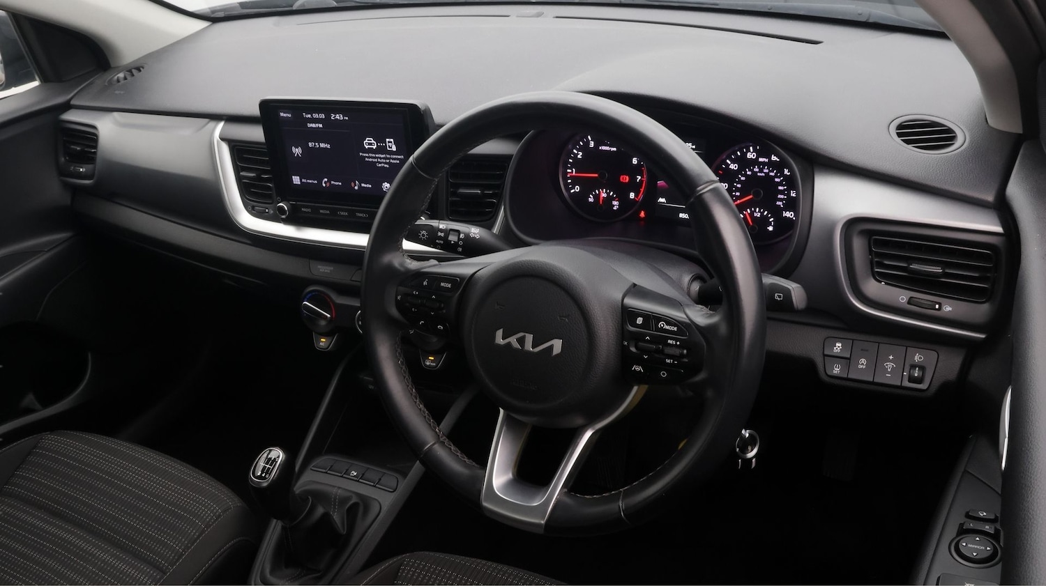 Used Kia Stonic 2022 for sale - 77747543: Photo 9