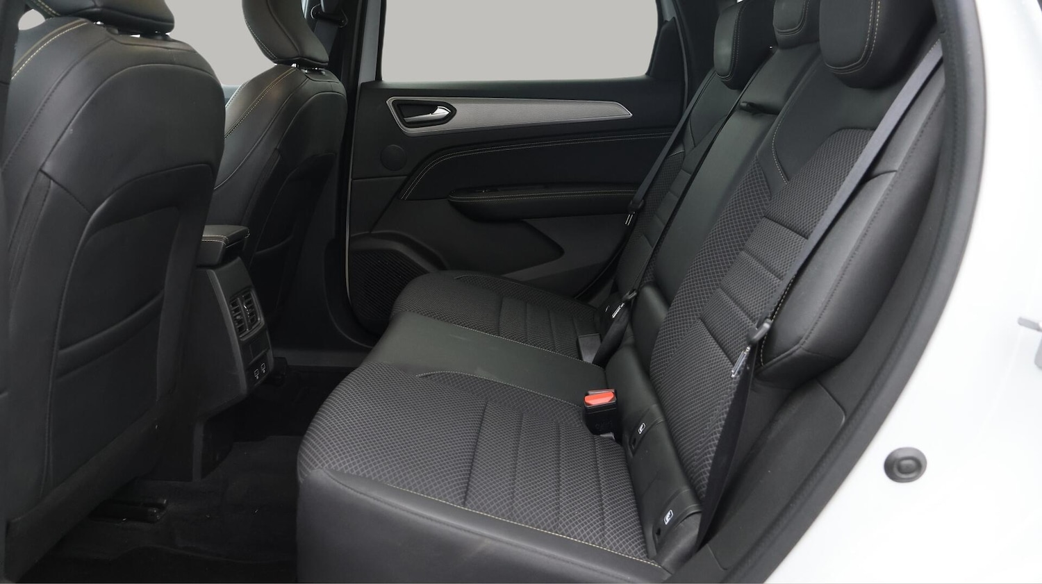 Used Renault Arkana 2025 for sale - 76538404: Photo 17