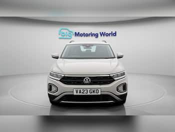 Used Volkswagen T-Roc 2023 for sale - 79623937: Photo