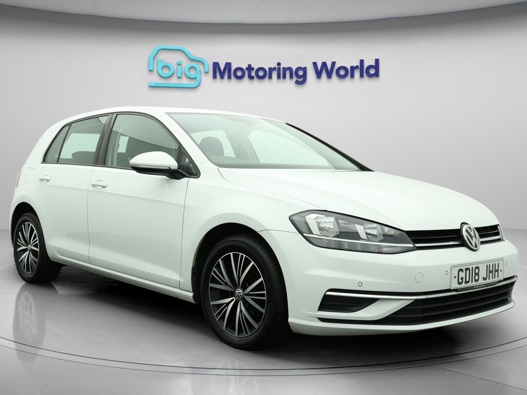 Used Volkswagen Golf 2018 for sale - 76645328: Photo 1