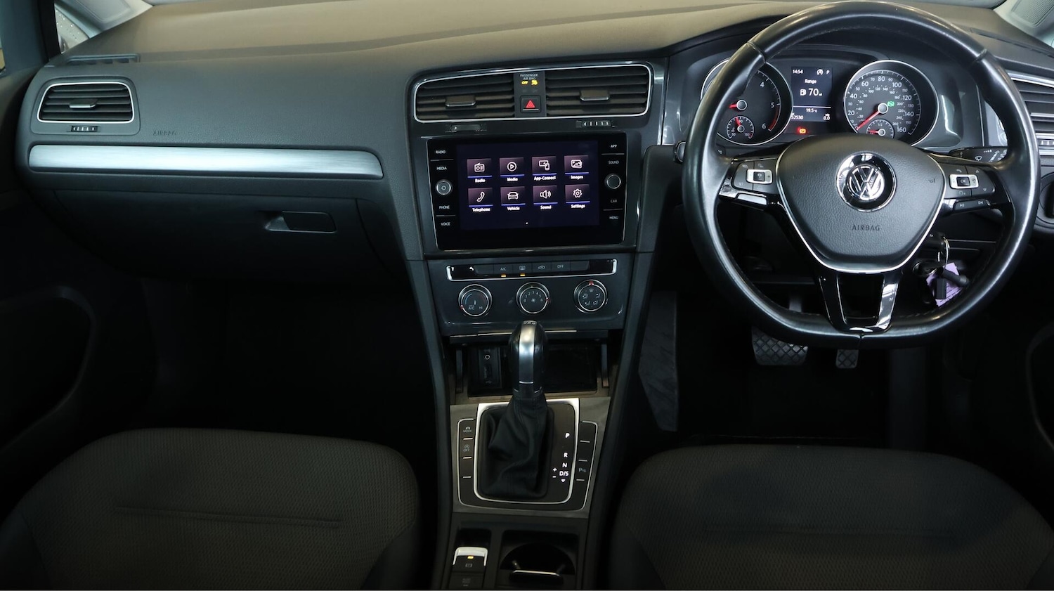 Used Volkswagen Golf 2018 for sale - 76645328: Photo 14