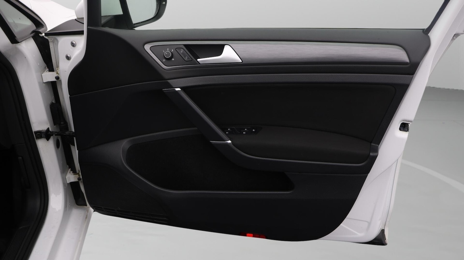 Used Volkswagen Golf 2018 for sale - 76645328: Photo 16