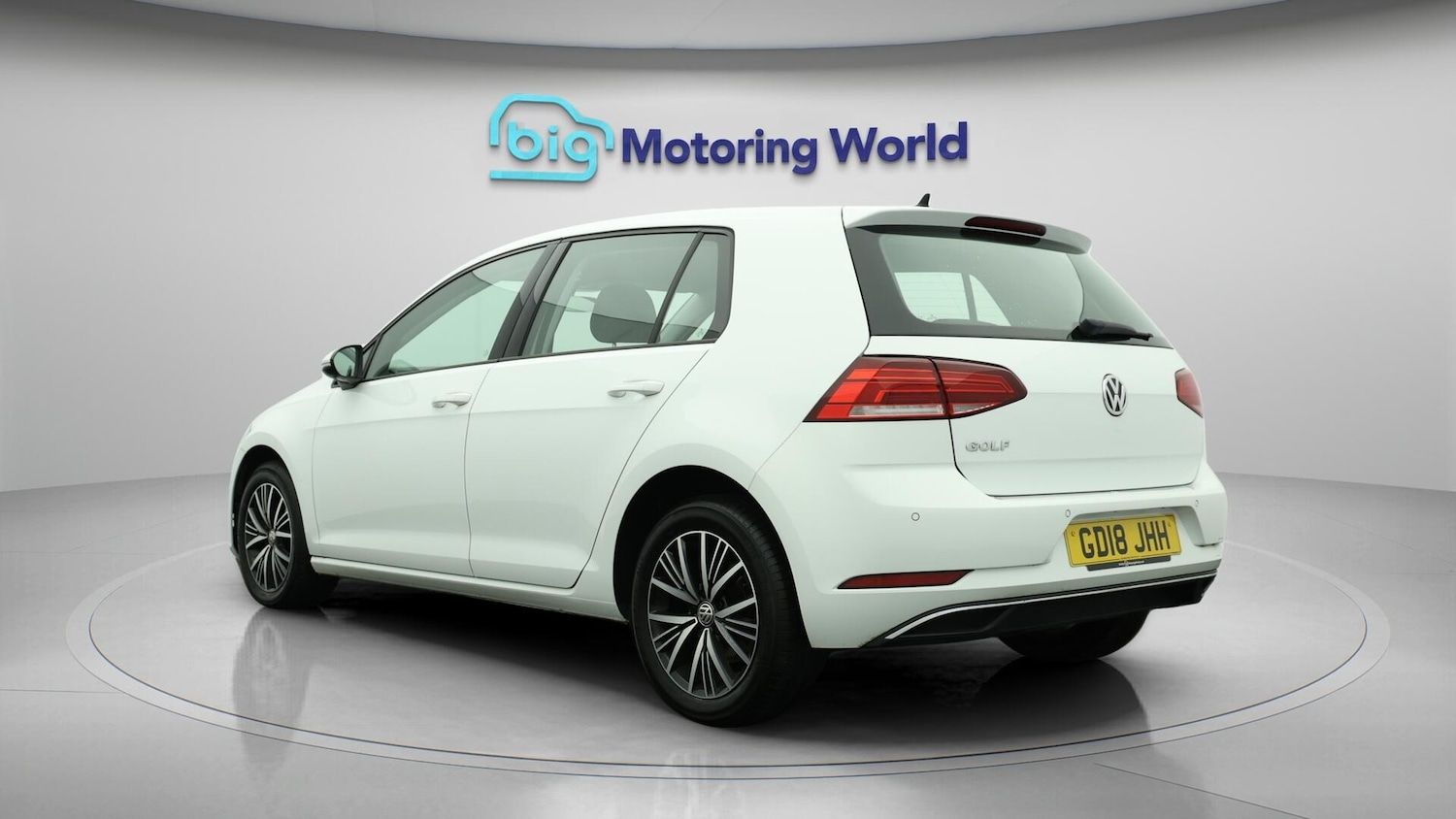 Used Volkswagen Golf 2018 for sale - 76645328: Photo 6