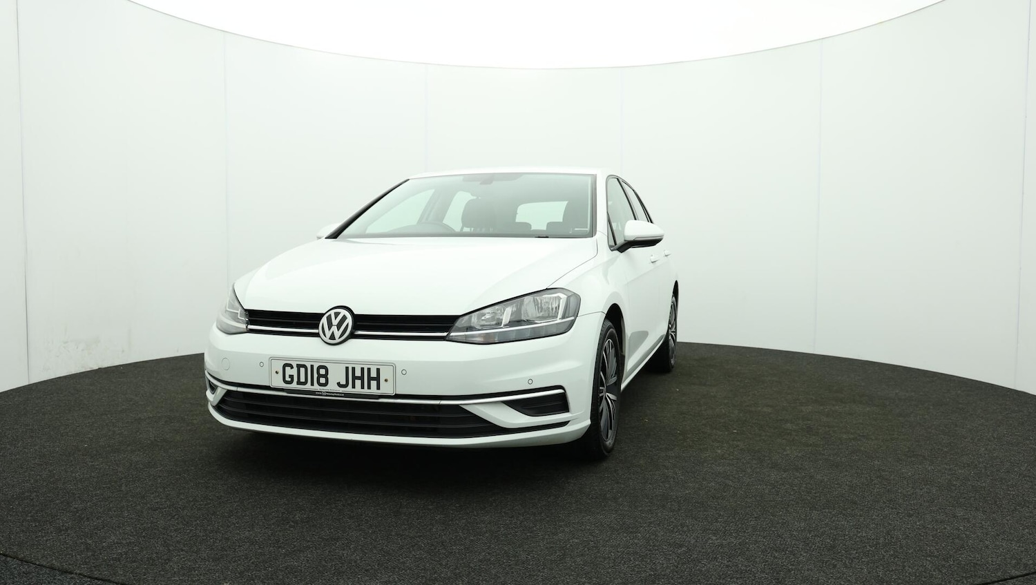 Used Volkswagen Golf 2018 for sale - 76645328: Photo 61