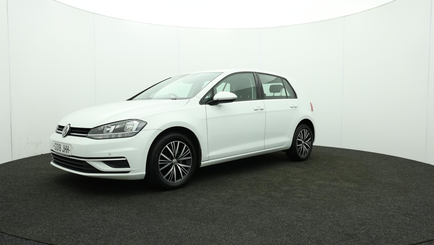 Used Volkswagen Golf 2018 for sale - 76645328: Photo 65