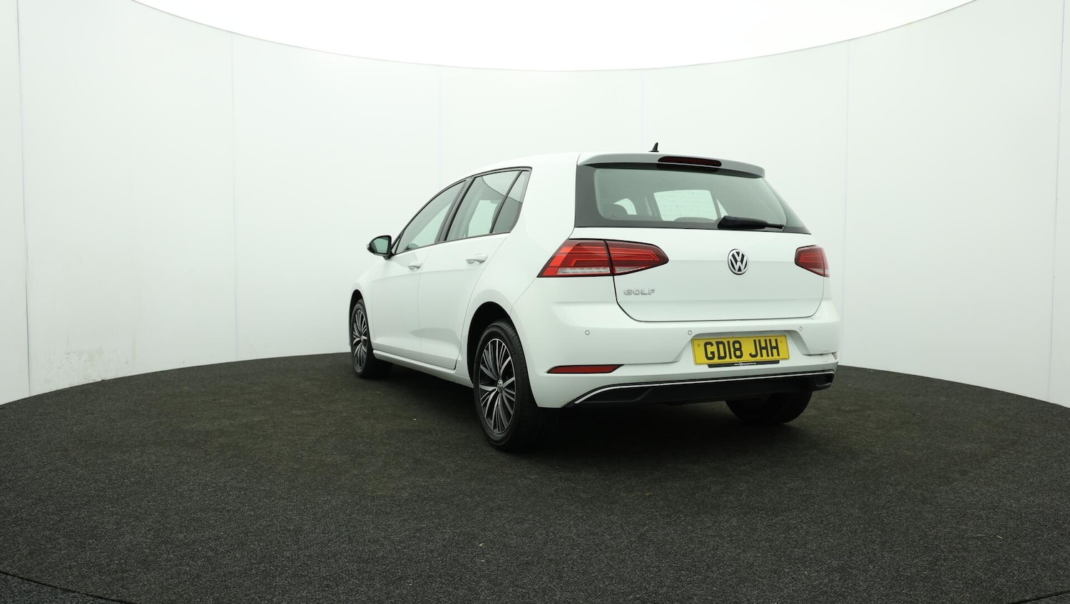 Used Volkswagen Golf 2018 for sale - 76645328: Photo 83