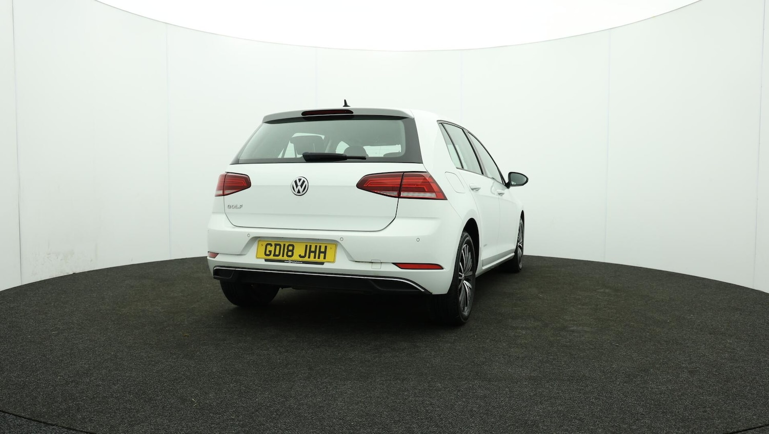 Used Volkswagen Golf 2018 for sale - 76645328: Photo 84