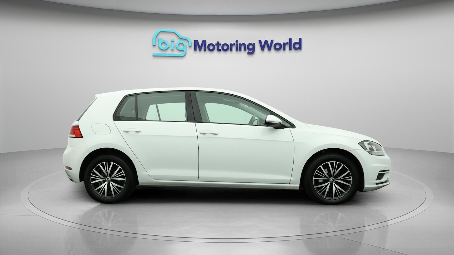 Used Volkswagen Golf 2018 for sale - 76645328: Photo 9