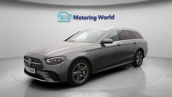 Used Mercedes-Benz E Class 2020 for sale - 76201377: Photo 4